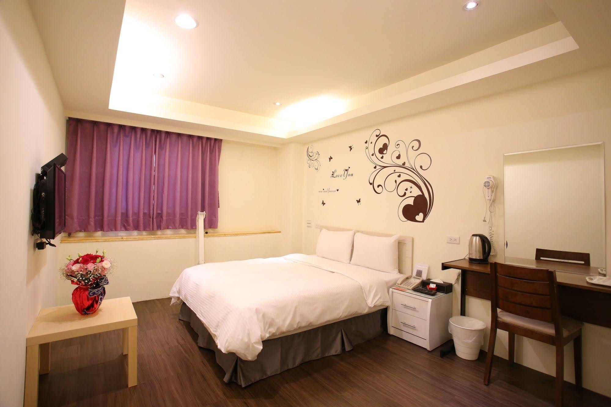 Love House Inn Taipei Exterior photo