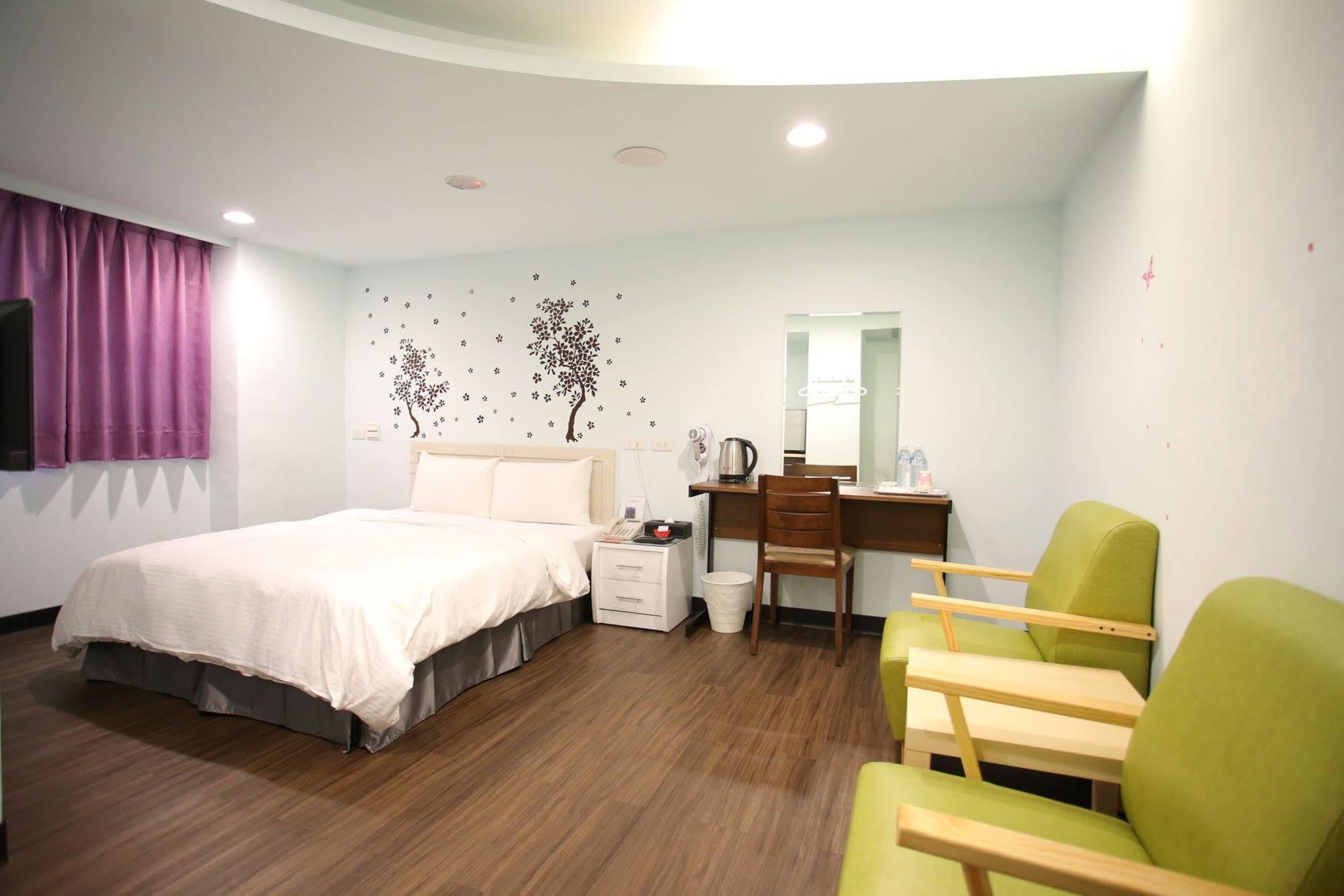 Love House Inn Taipei Exterior photo
